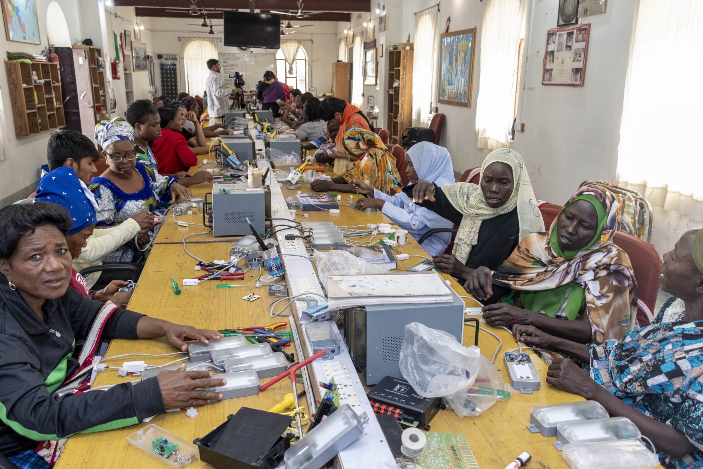 The Barefoot College Social Work And Research Centre 